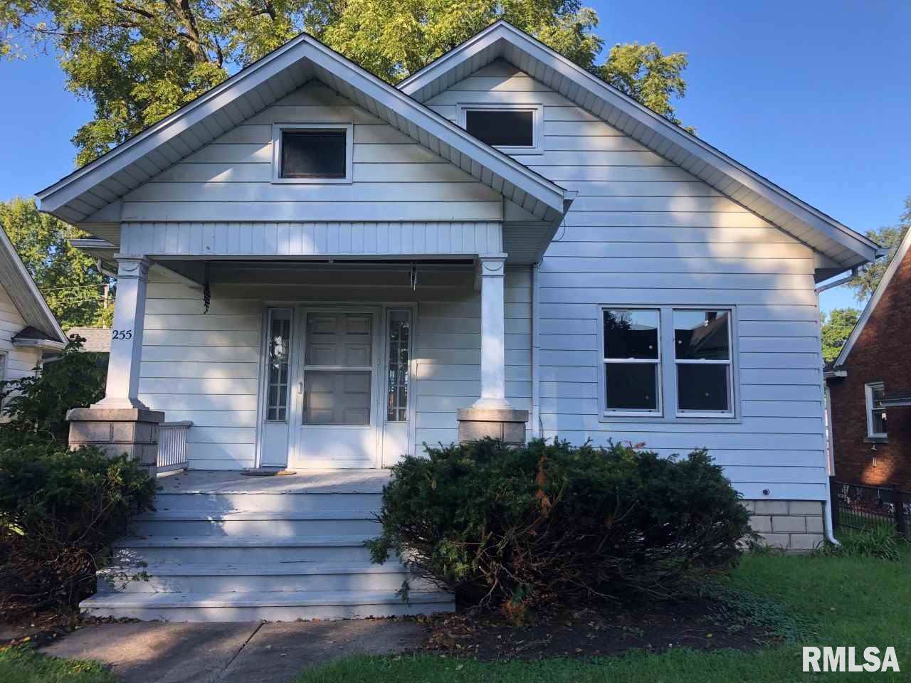 255 44TH Street - Photo 1