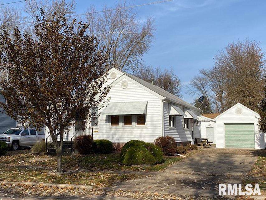 1055 Elm Street - Photo 1