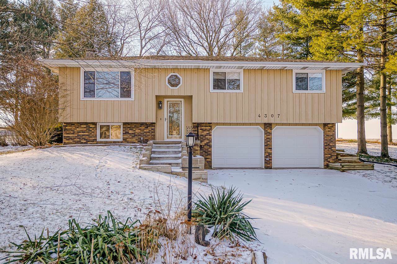 4307 Lake Camelot Drive - Photo 1