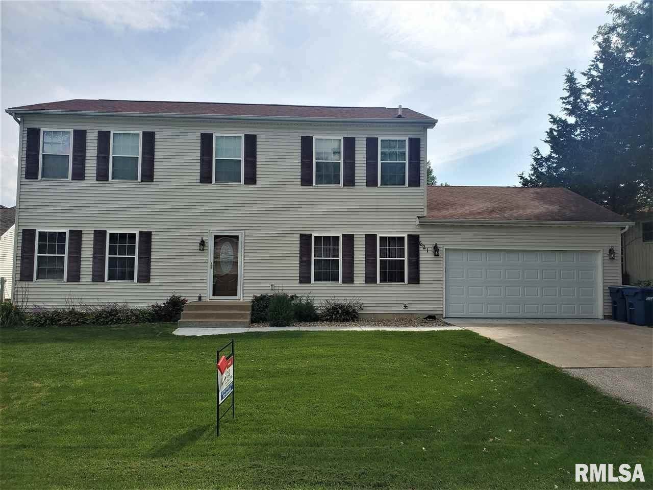 621 18TH Street - Photo 1