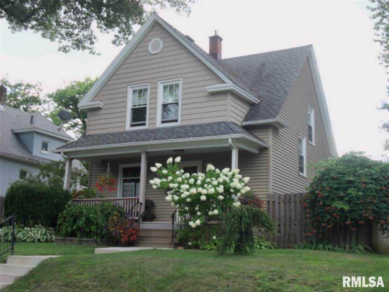 2718 Fair Avenue - Photo 1