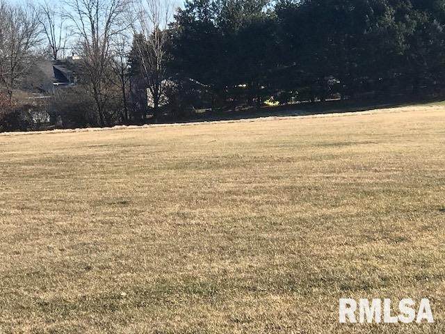 922 Woodfield Court - Photo 1