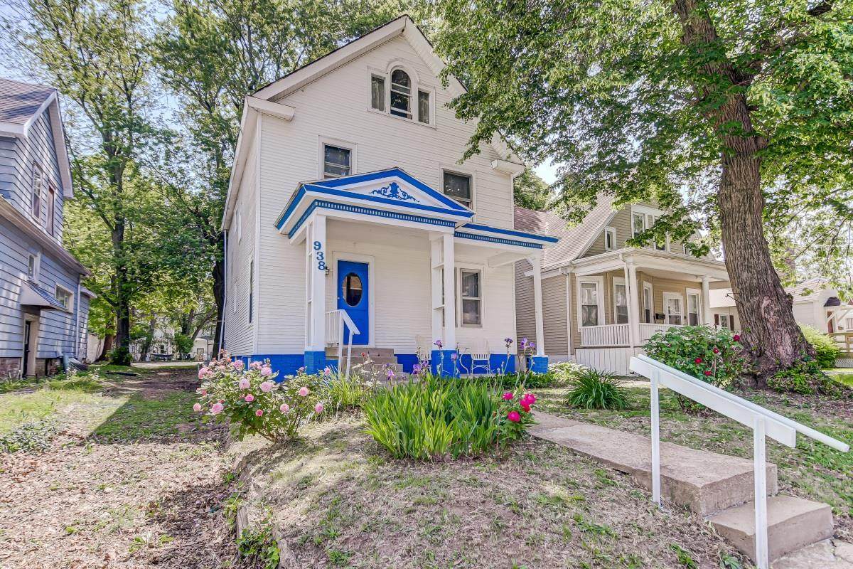 938 2ND Street - Photo 1