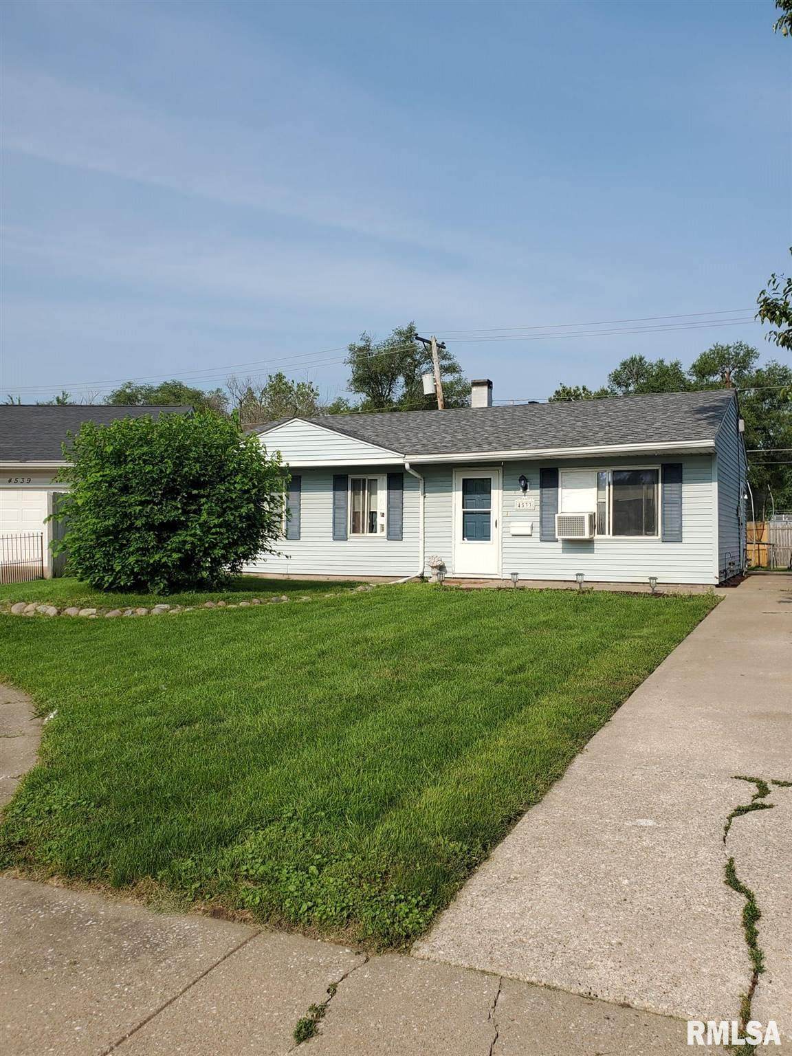 4533 11TH Street Court - Photo 1