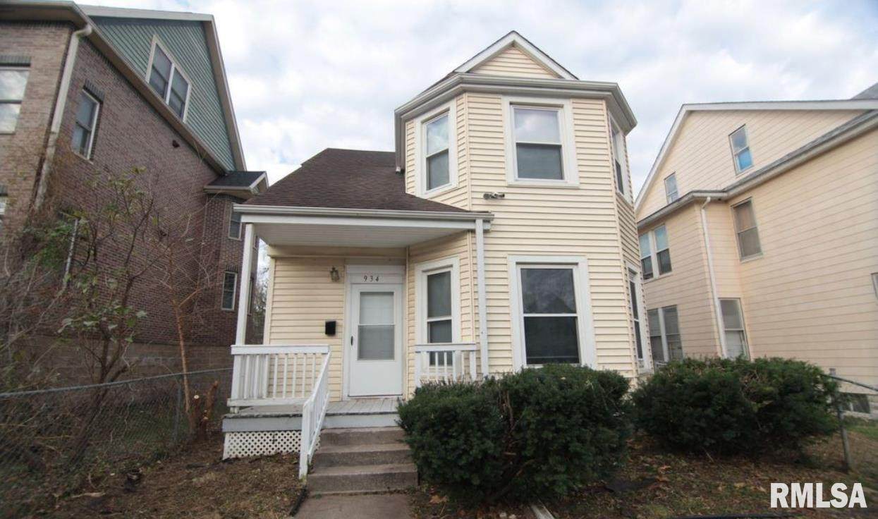 934 22ND Street - Photo 1