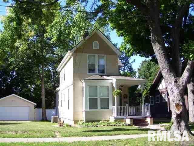 414 Armstrong Avenue - Photo 1