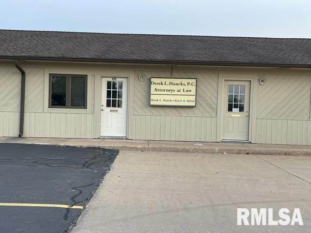 2221 52ND Avenue - Photo 1