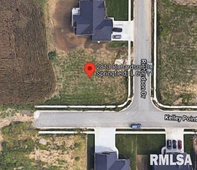 2813 Richardson Drive - Photo 1