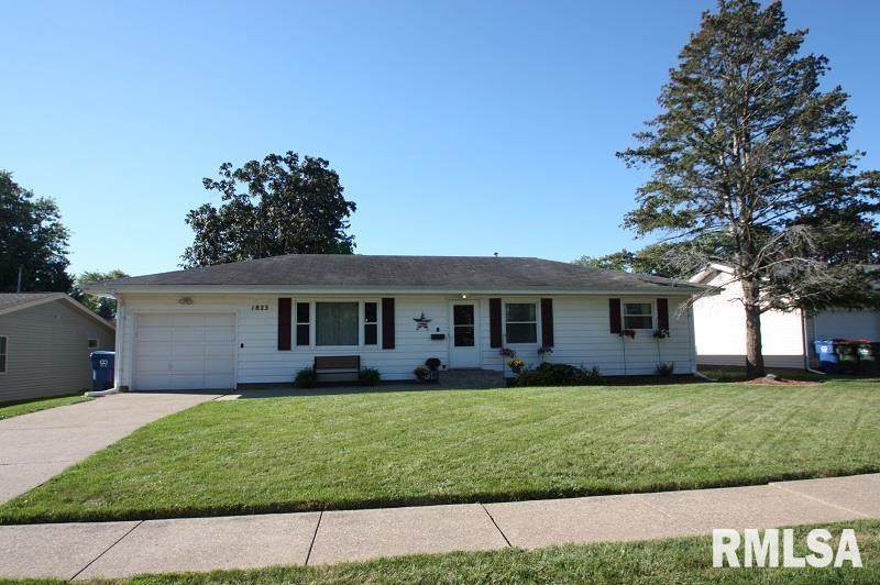 1823 37TH Street - Photo 1