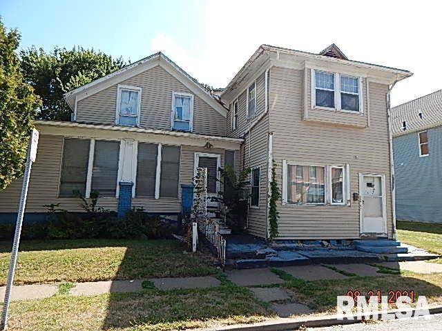 2137 3RD Street - Photo 1