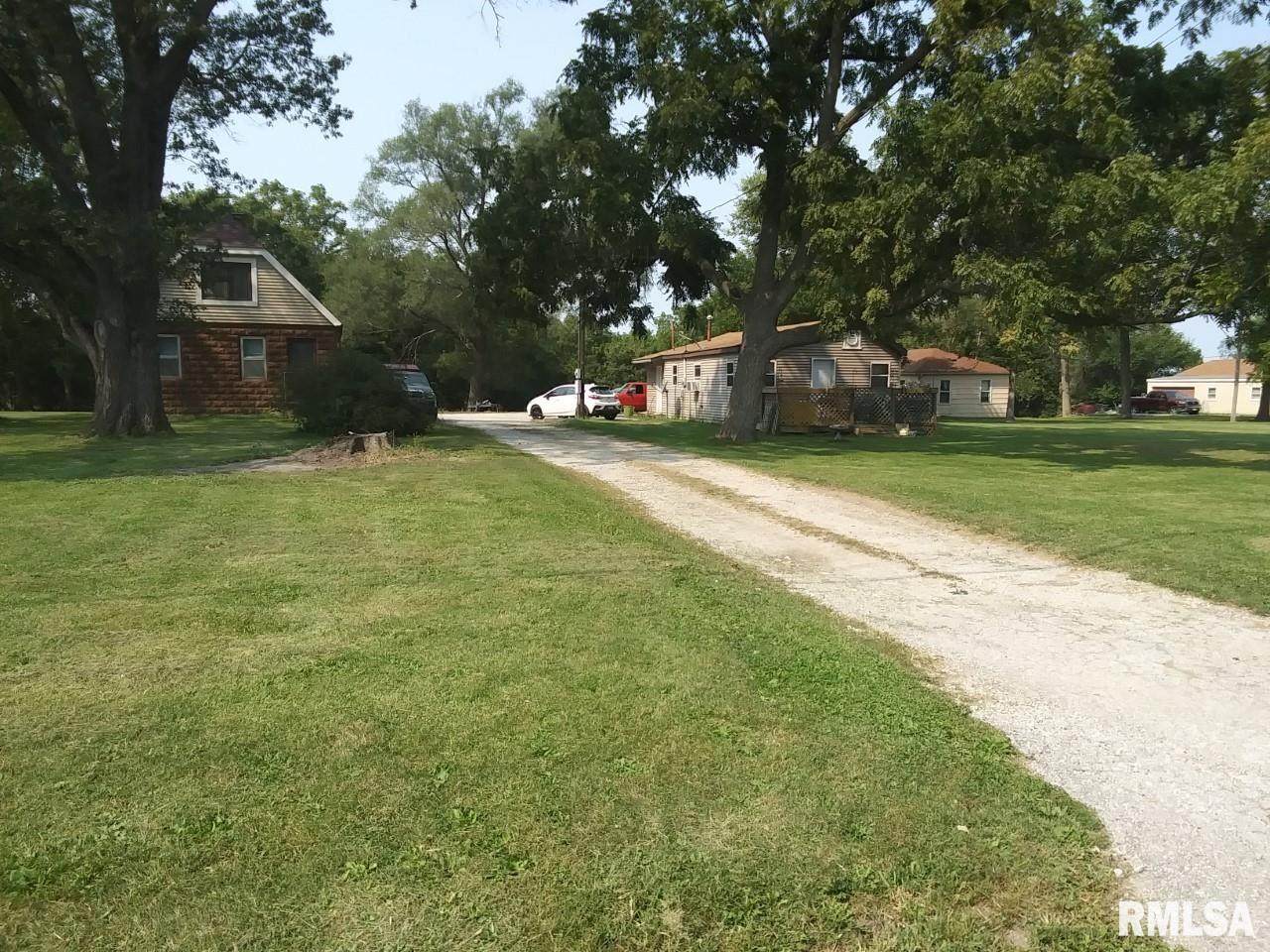 744 Hillcrest Road - Photo 1