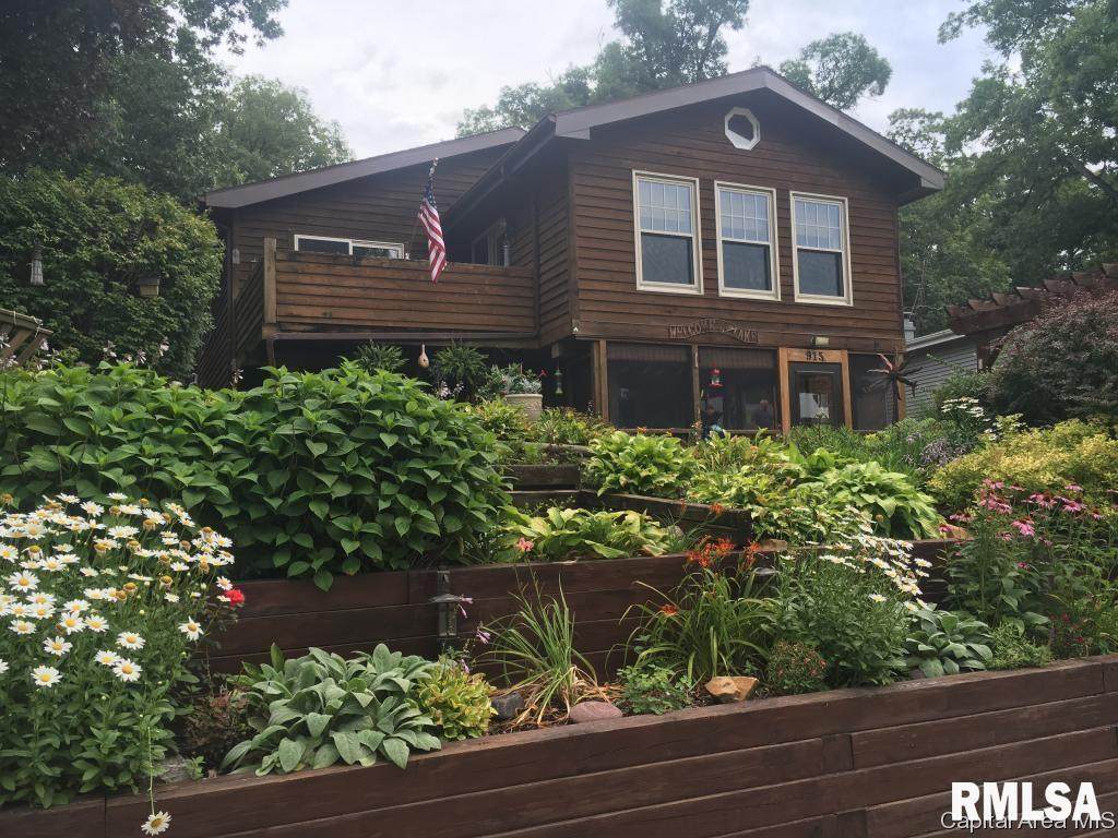 915 Sunset View Drive - Photo 1