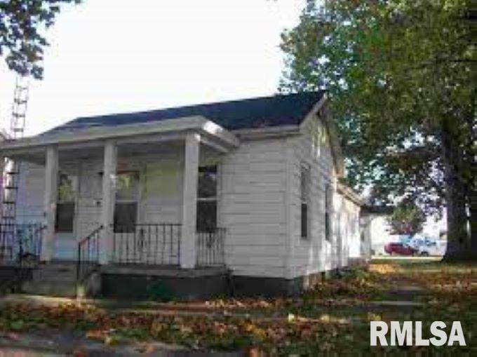 1604 Broadway Street - Photo 1