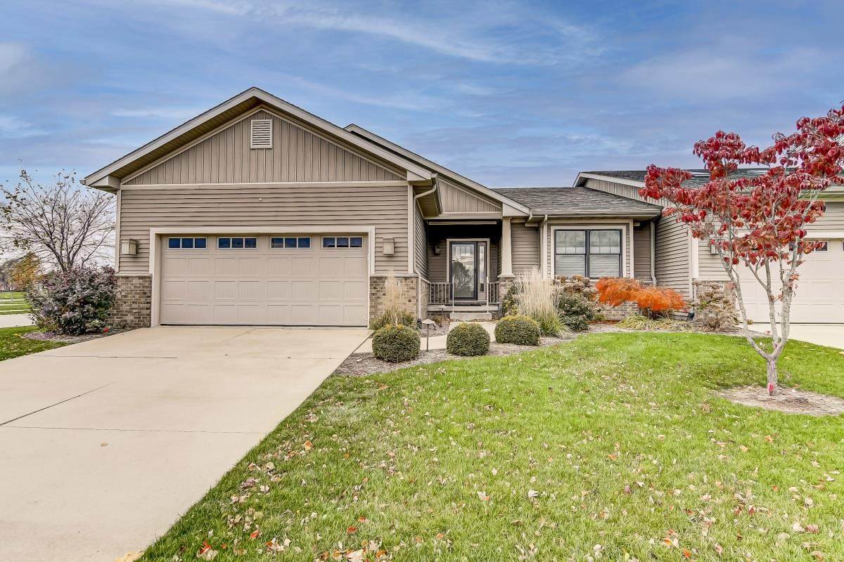 3961 Cornerstone Circle - Photo 1