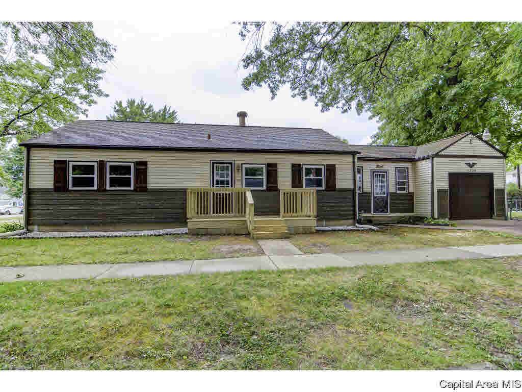 1429 Governor Street - Photo 1