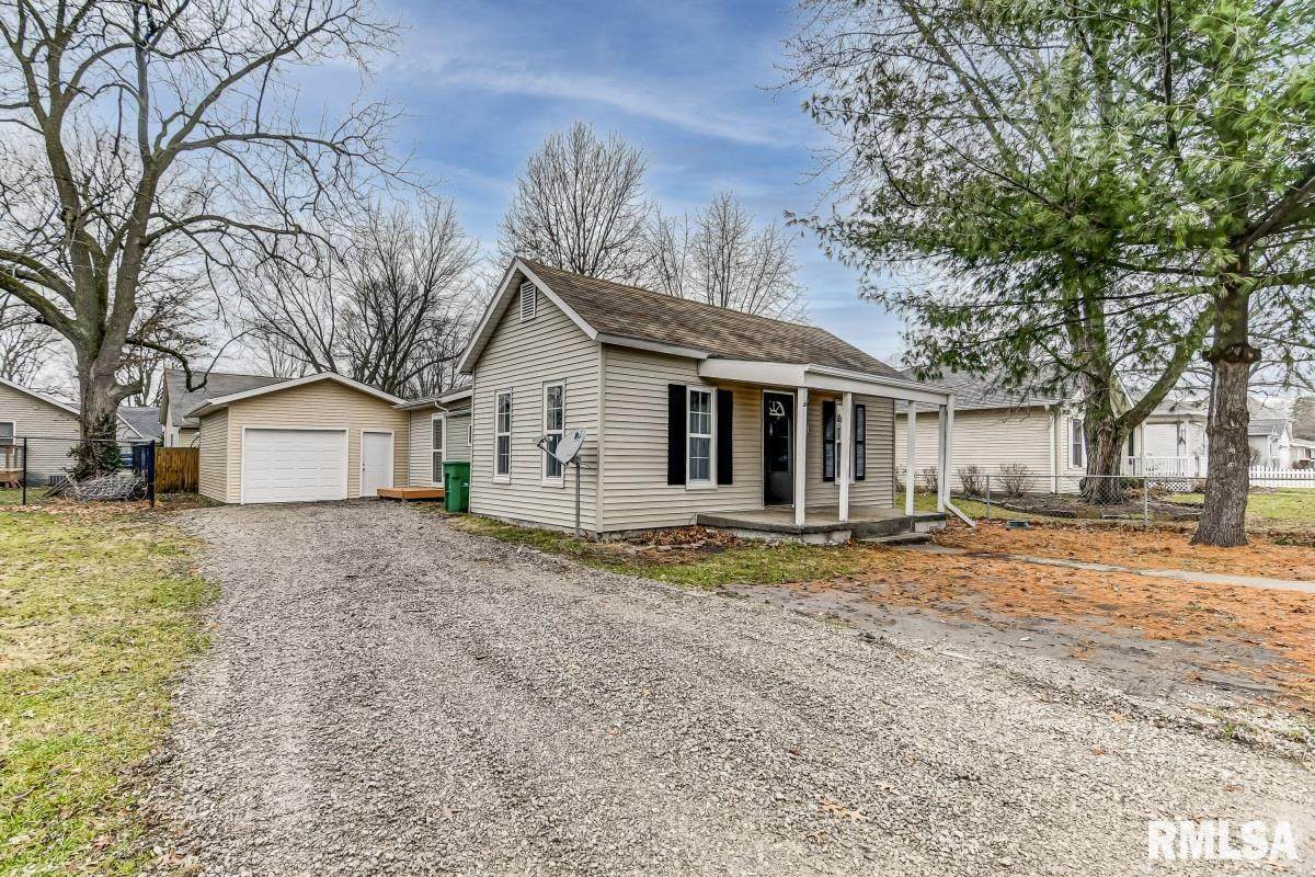 408 6TH Street - Photo 1