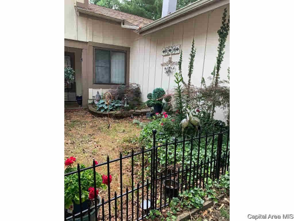 55 Trailridge Ln - Photo 1