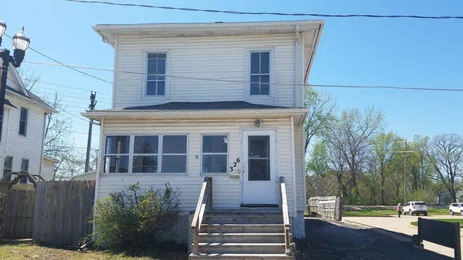 326 4TH Street - Photo 1