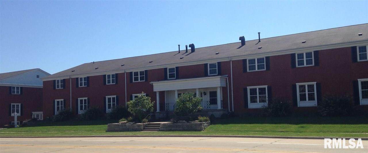 985 Lincoln - Photo 1