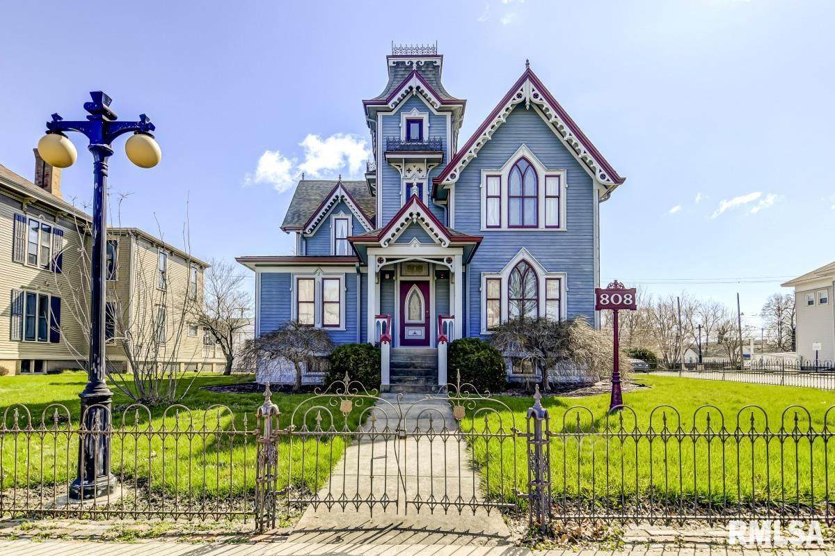 808 2ND Street - Photo 1