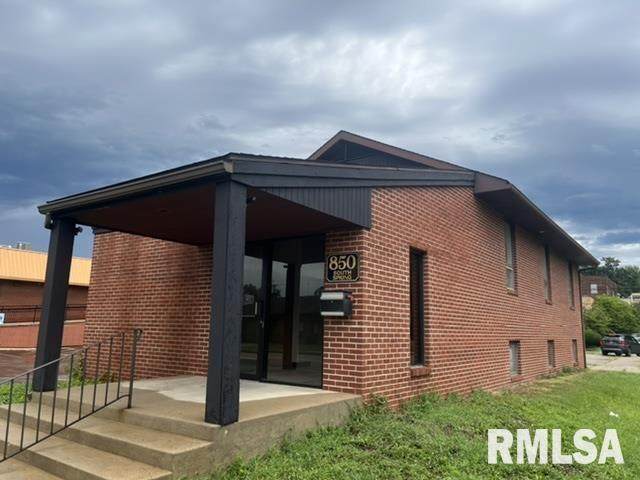 850 Spring Street - Photo 1