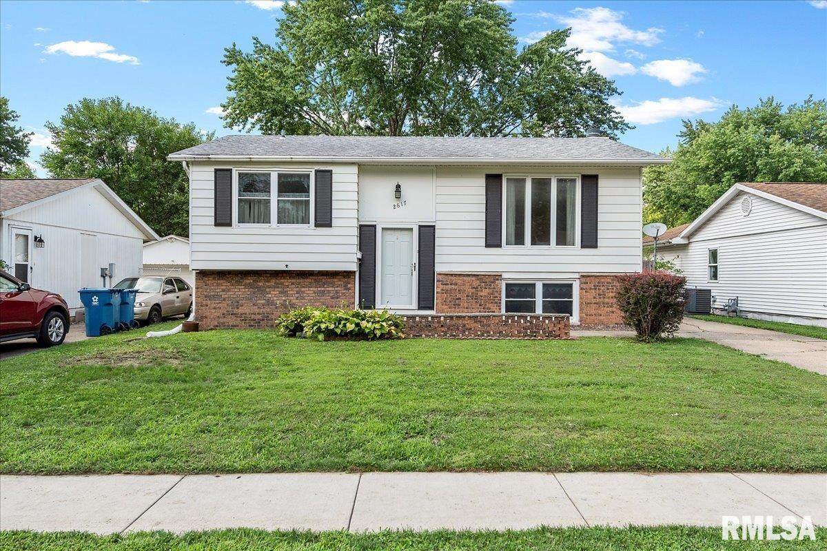 2617 Griffiths Avenue - Photo 1