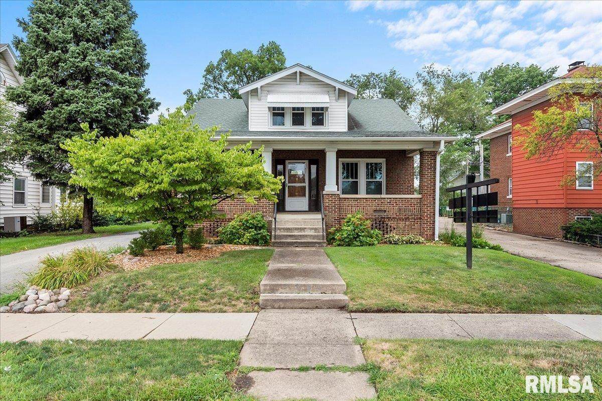 1711 5TH Street - Photo 1