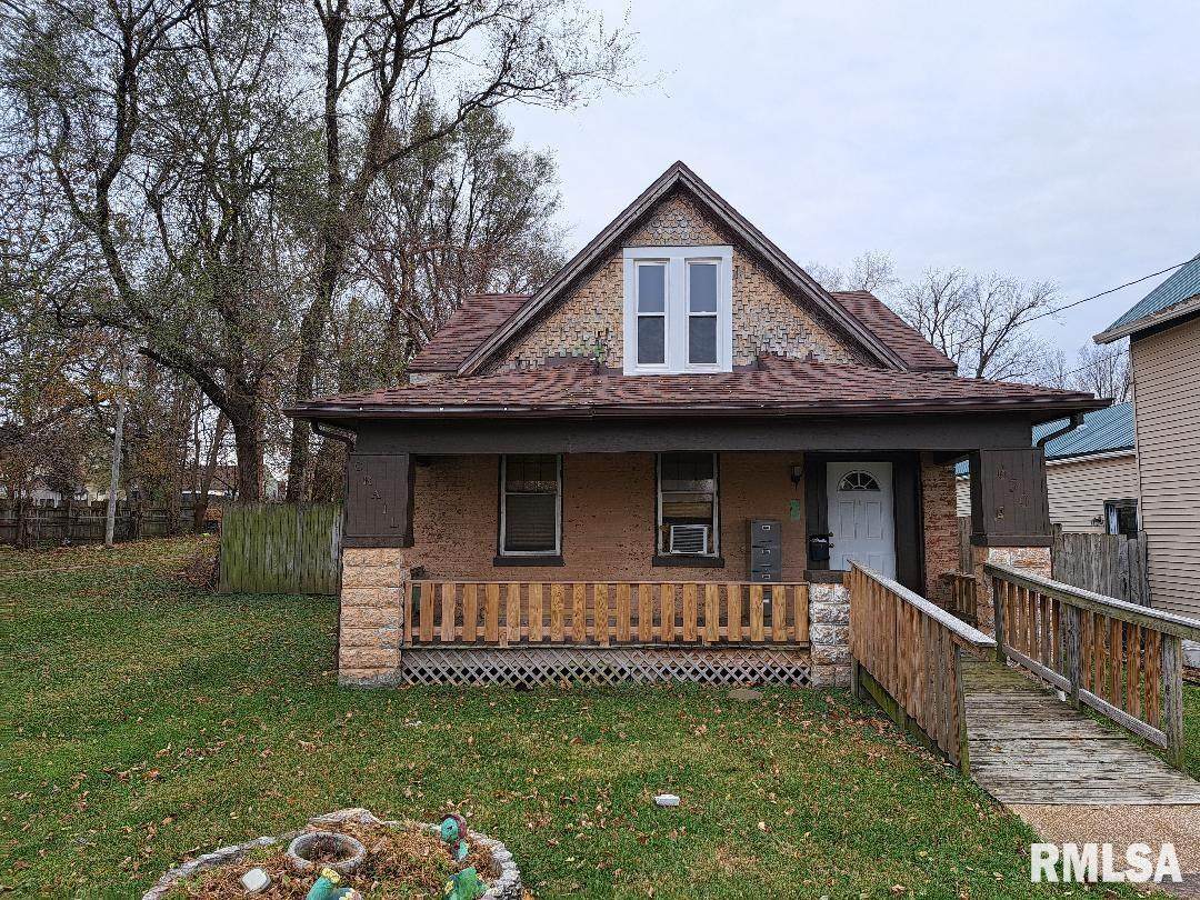 630 Payson Avenue - Photo 1