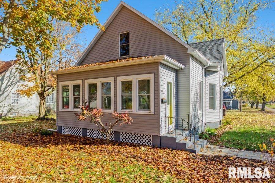 502 Maple Street - Photo 1