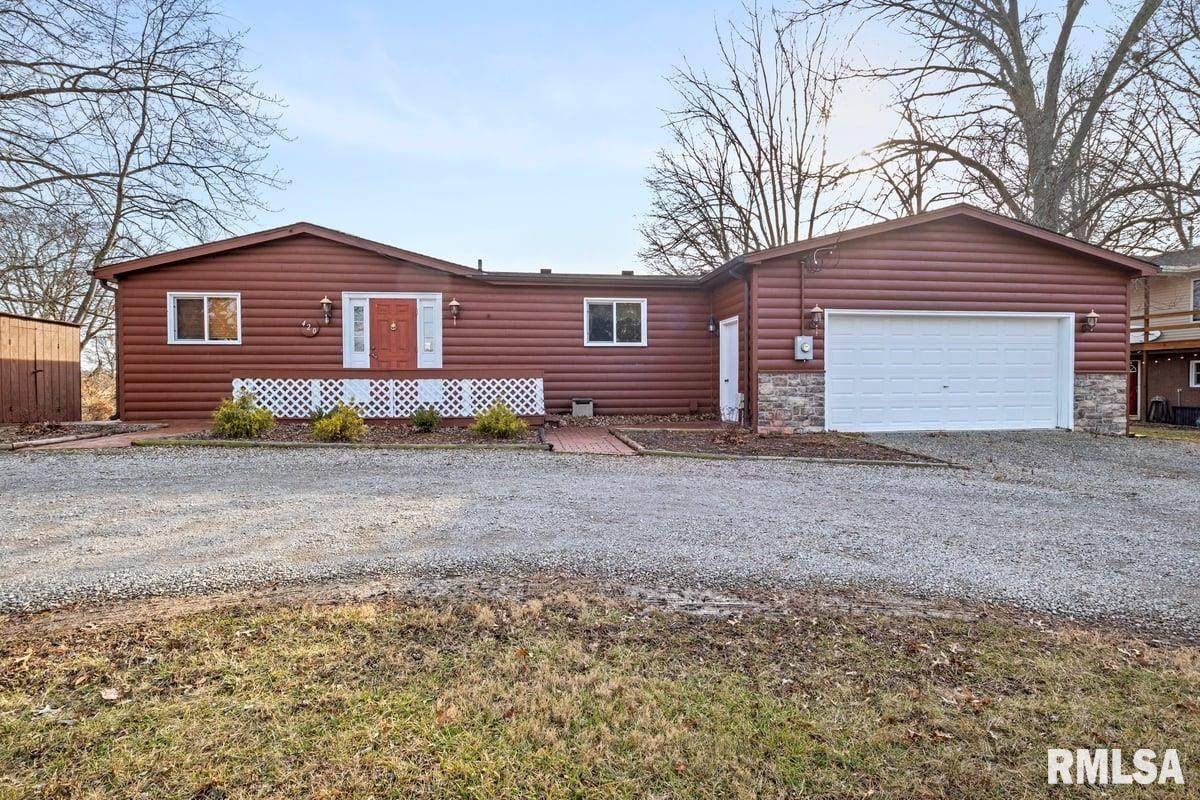 420 Hemlock Drive - Photo 1