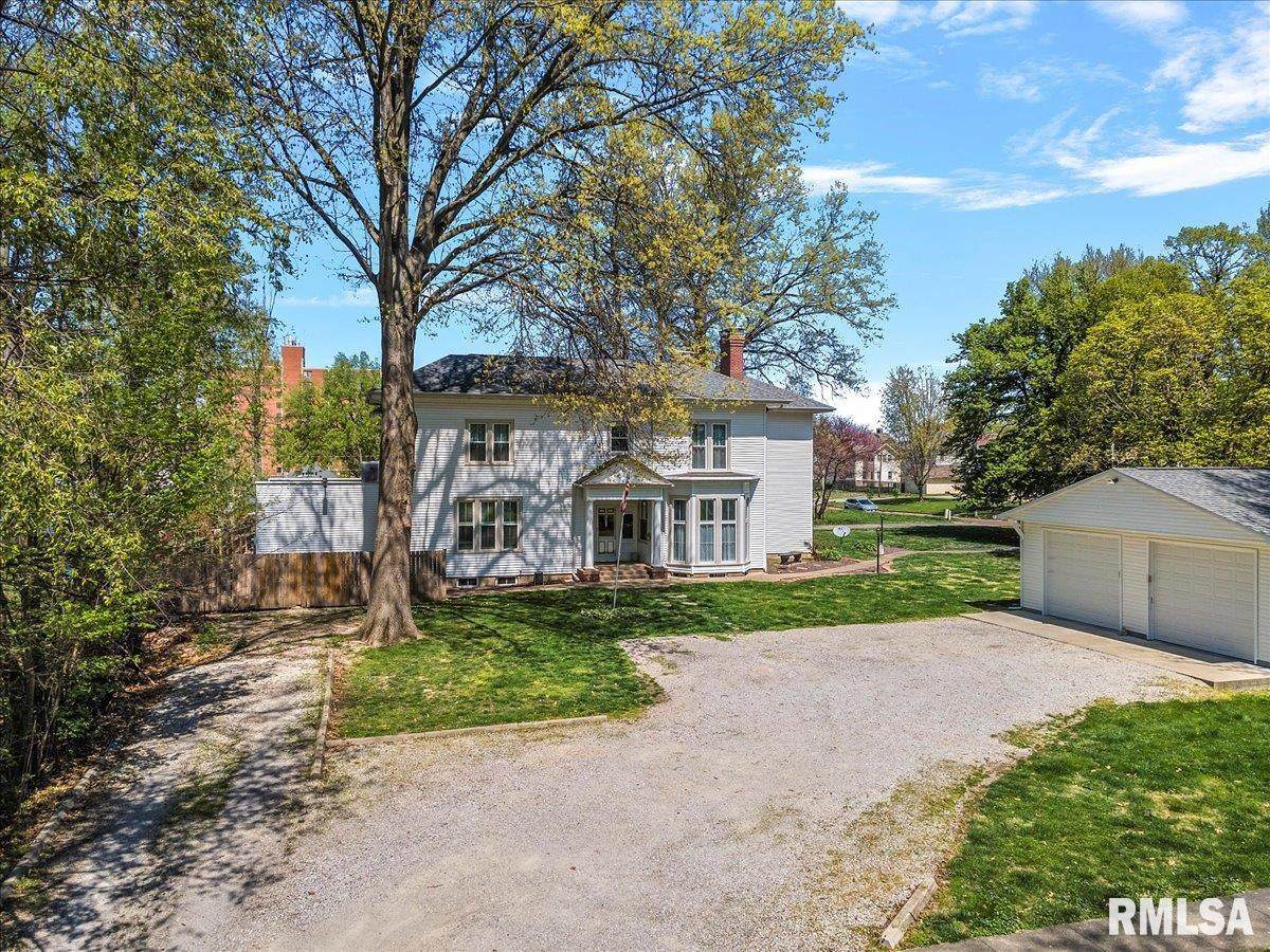 505 Clay Street - Photo 1
