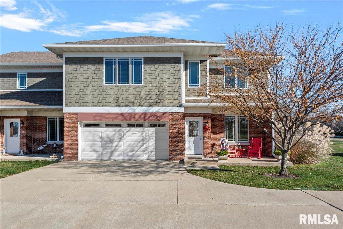 9 Waters Edge Boulevard - Photo 1