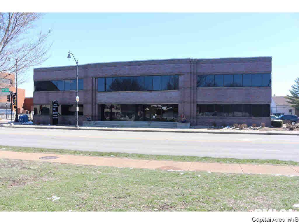 400 9TH Street - Photo 1