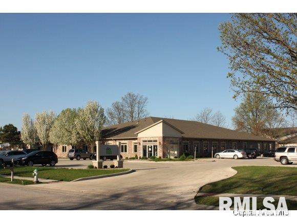 3243 Meadowbrook Avenue - Photo 1