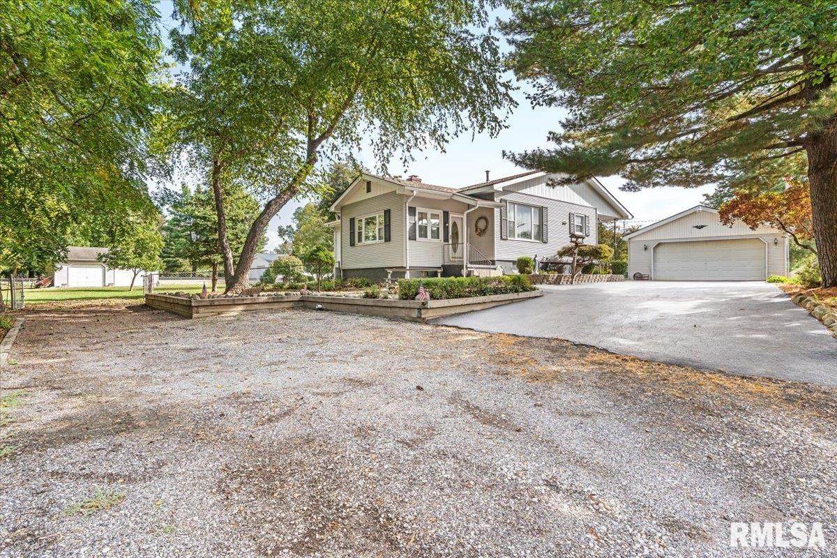 3608 Magdalena Street - Photo 1