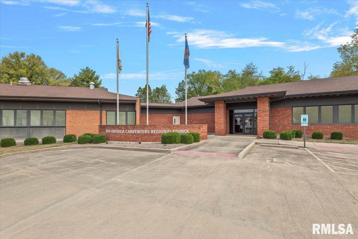 1 Sycamore Row - Photo 1