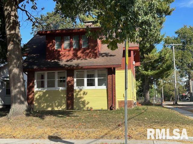 221 Adams Street - Photo 1