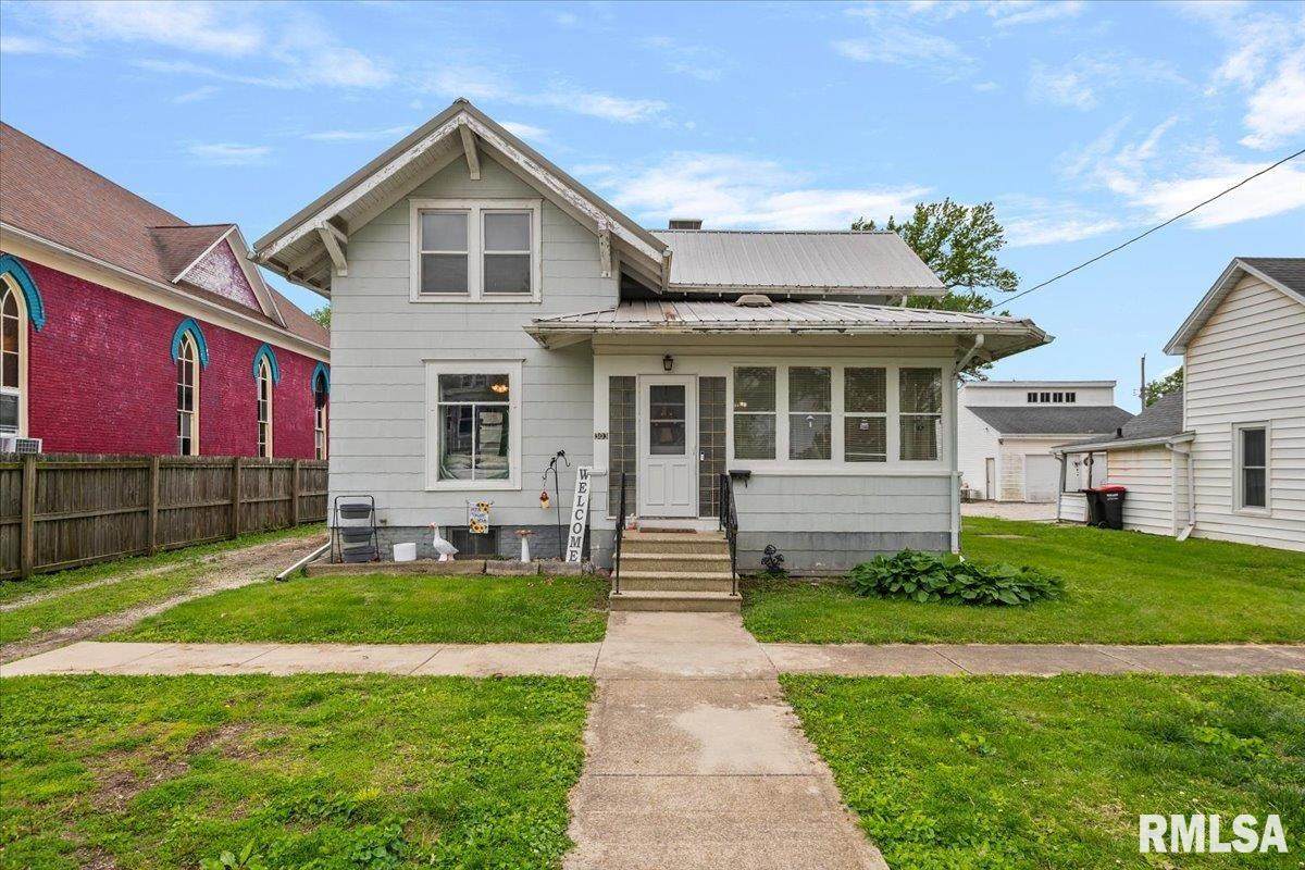 303 2ND Street - Photo 1