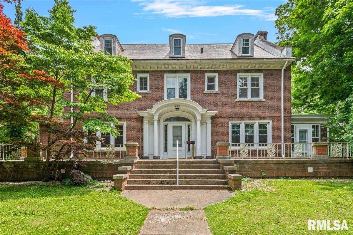 300 Spruce Street - Photo 1