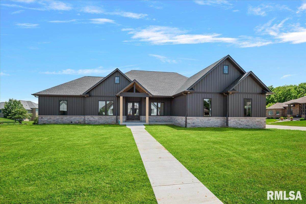 4712 Berkshire Crossing - Photo 1