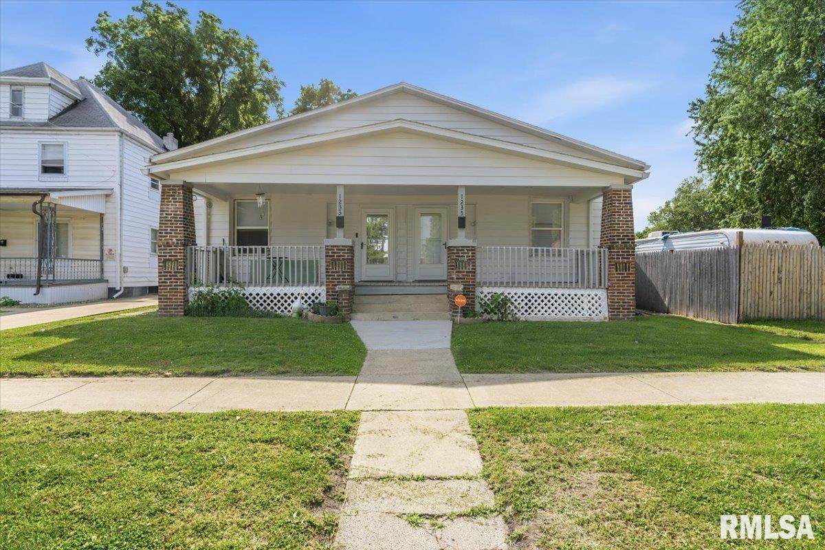 1233-35 8TH Street - Photo 1