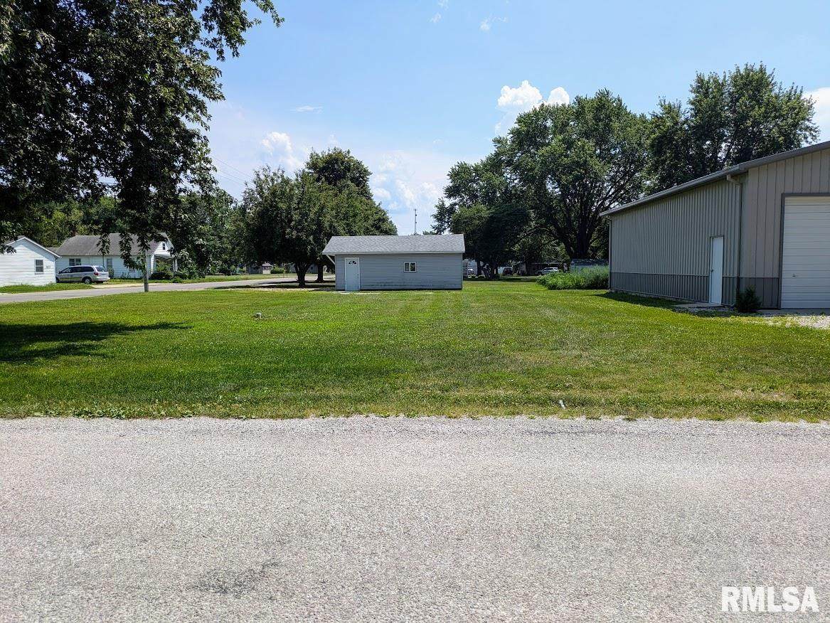 503 6TH Street - Photo 1
