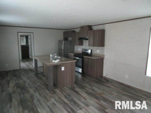 https://bt-photos.global.ssl.fastly.net/peoria/orig_boomver_1_CA1045679-1.jpg