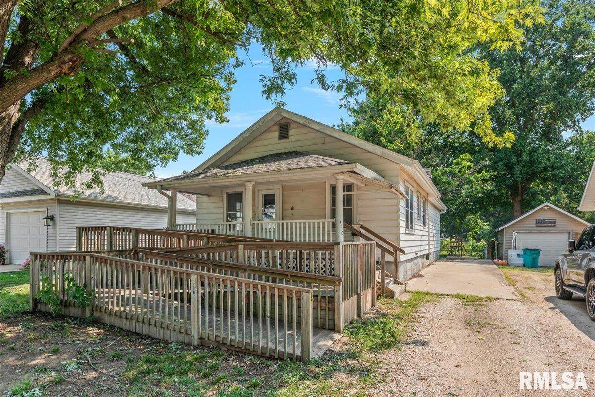 1602 East Street - Photo 1