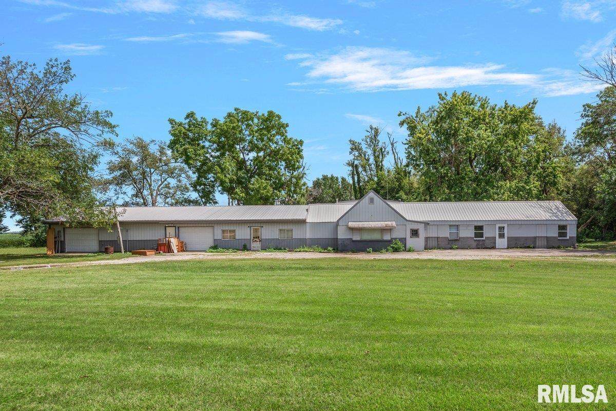 526 Railroad Avenue - Photo 1