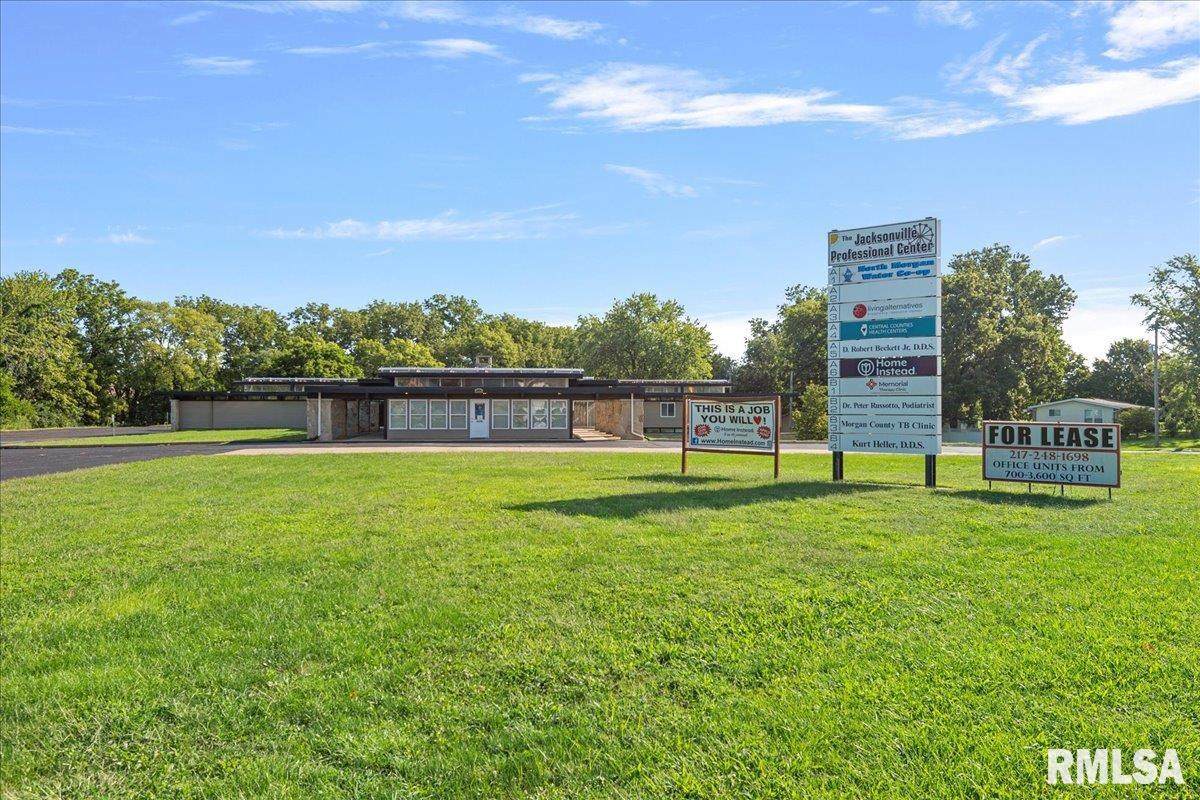 1440 Walnut Street - Photo 1
