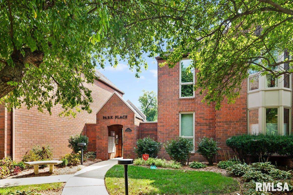 1212 Grand Avenue West - Photo 1