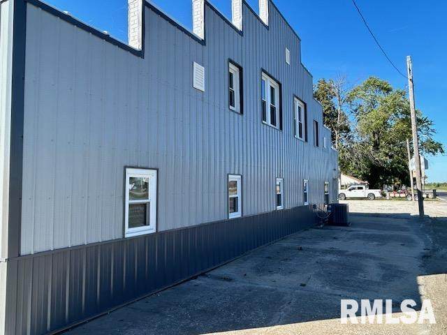 102 3RD Street - Photo 1