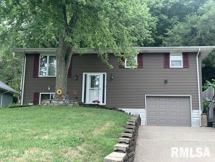3019 Southport Road - Photo 1