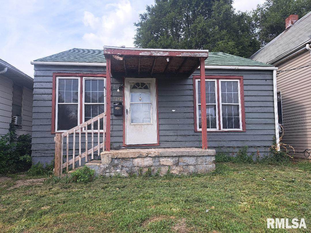 2737 Nevada Street - Photo 1